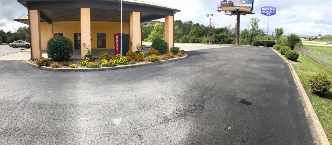 Motor Inns Of America Madisonville Exterior photo
